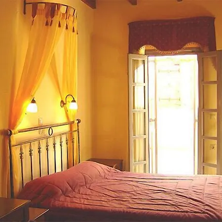 Belmondo Hotel