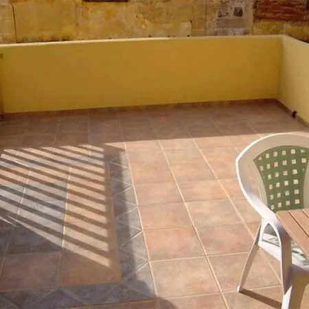 Belmondo Hotel